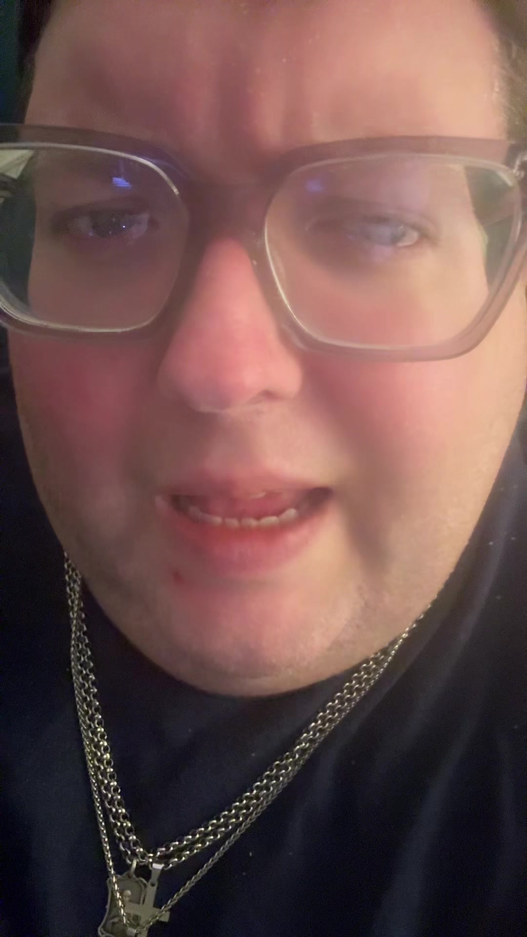 @Oceaneyez