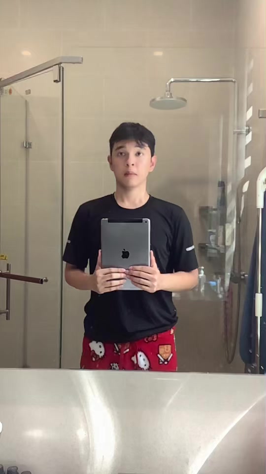 @Nam Ipad Kid 📱