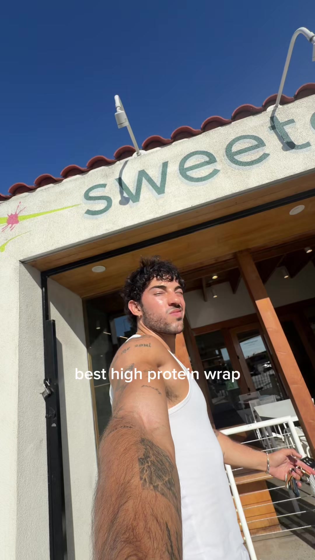 @Luis