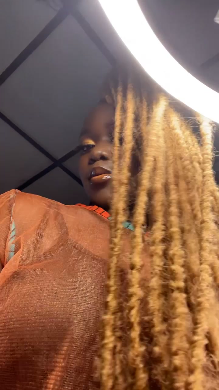 @floraperles