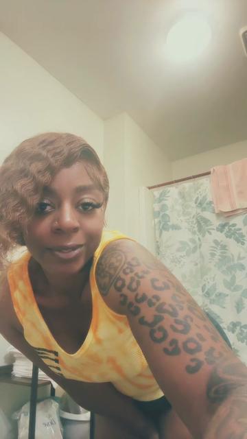 @ShaylaWaylaContentCreator