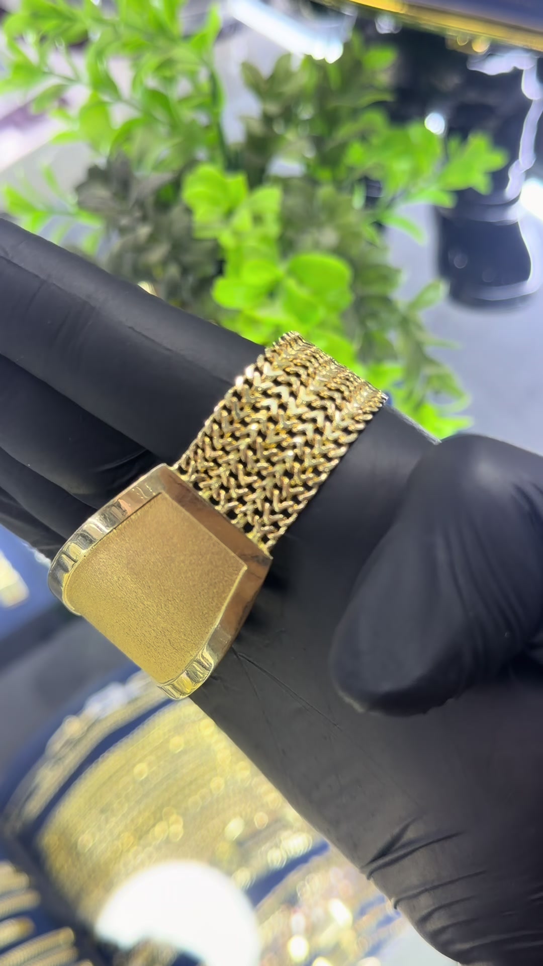 @Tesorogold