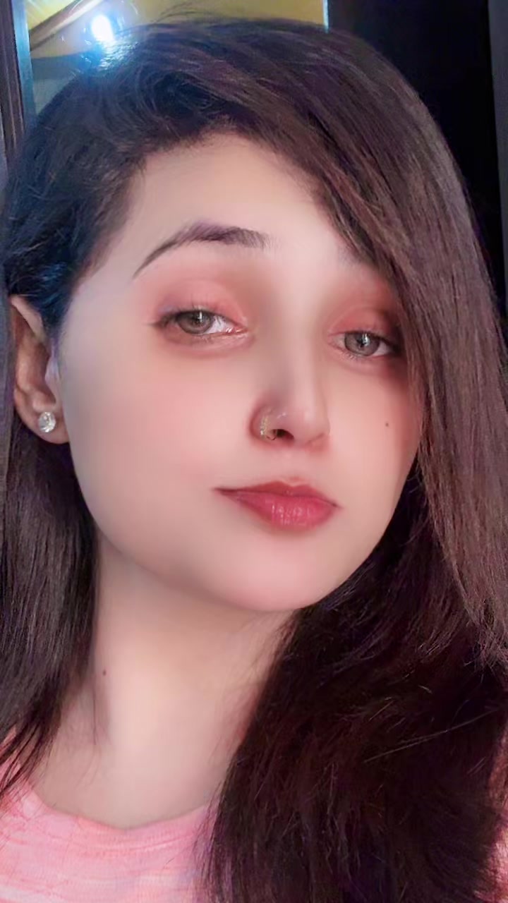 @Charming Queen 👸
