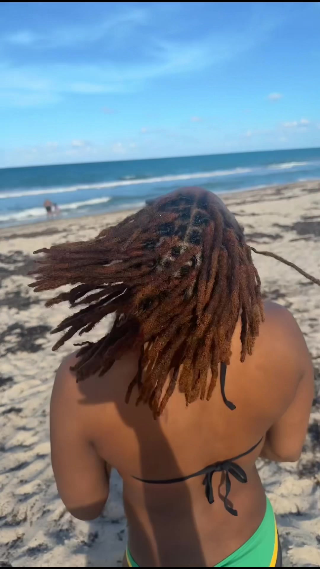 @wavycontent_