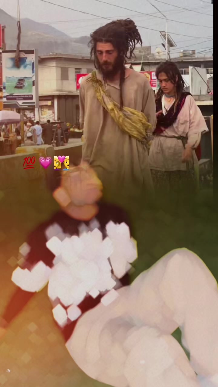 @happines __❤️❤️❤️__{ $ }__❤️❤️