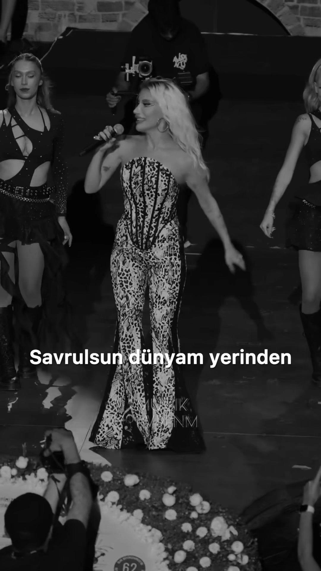@M&uuml;zik Evrenim
