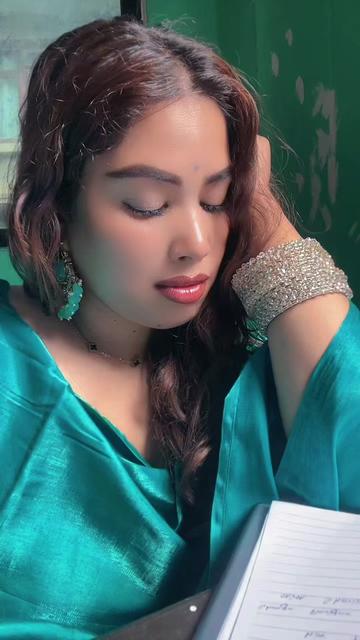 @Shreya🌒
