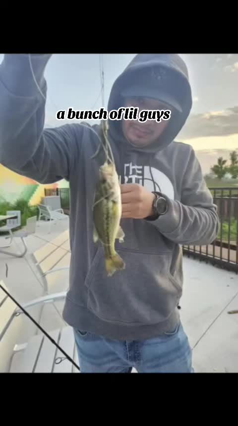 @FishinSinDerElla