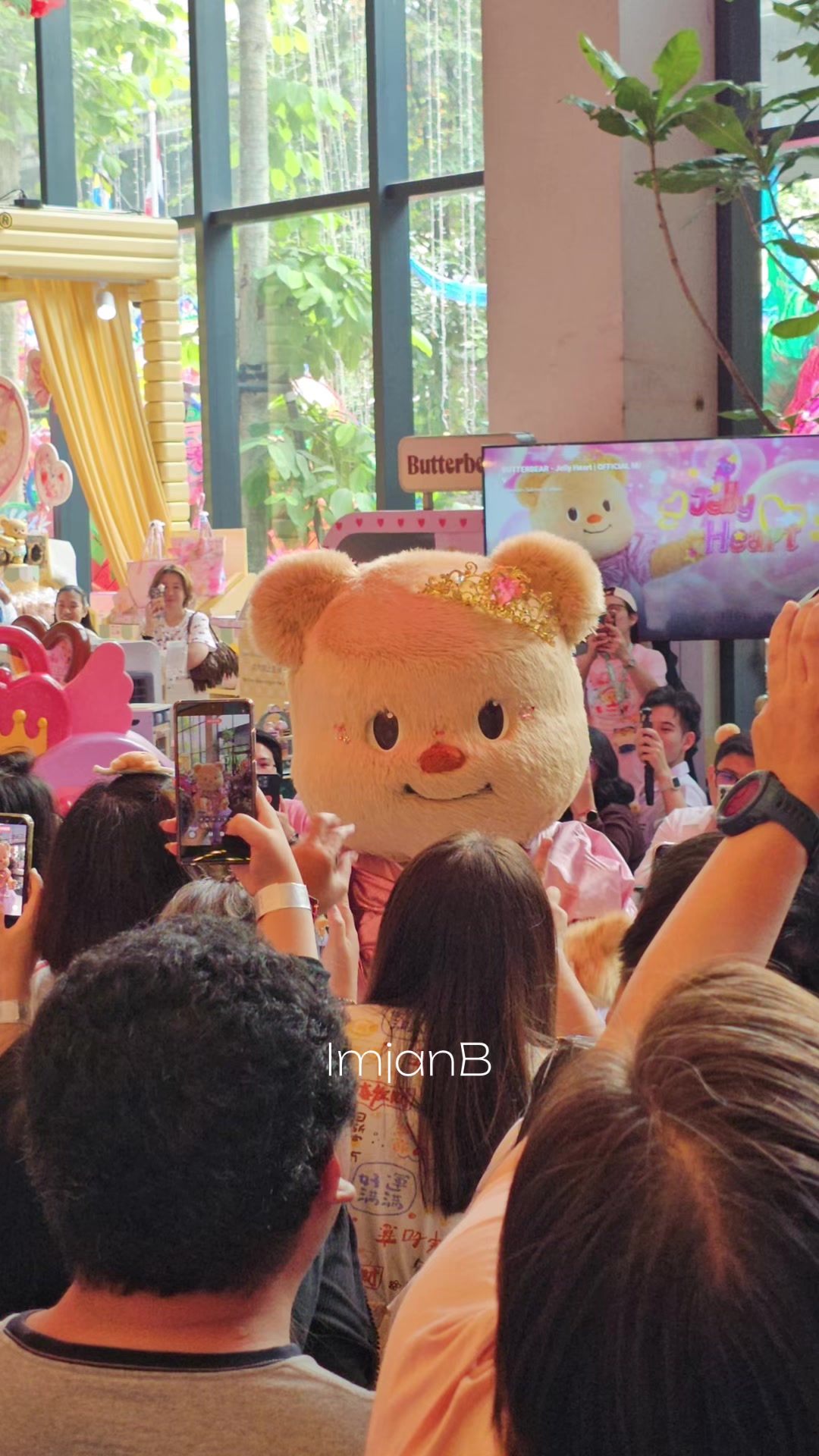 @ขนมจีบจากอวกาศ