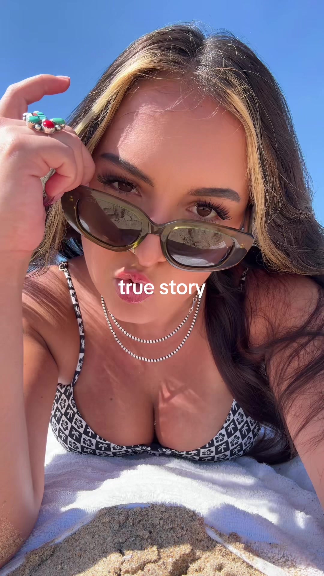 @pikivids_