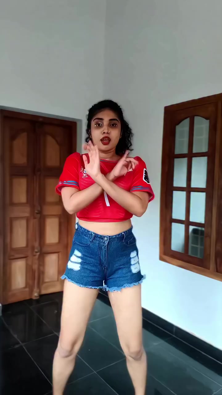 @Neeruttyy_Chinuttyy