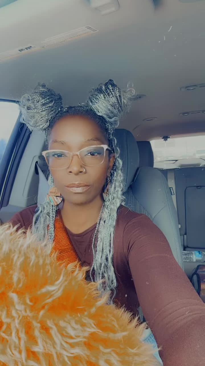 @Only 1 Queen P