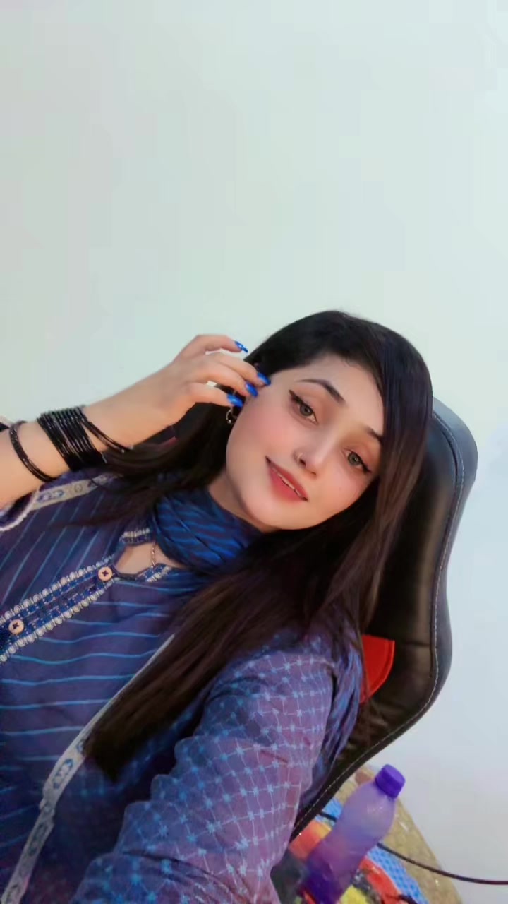 @Charming Queen 👸