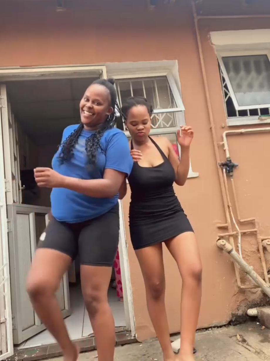 @Sthembile Msimango (Blue)