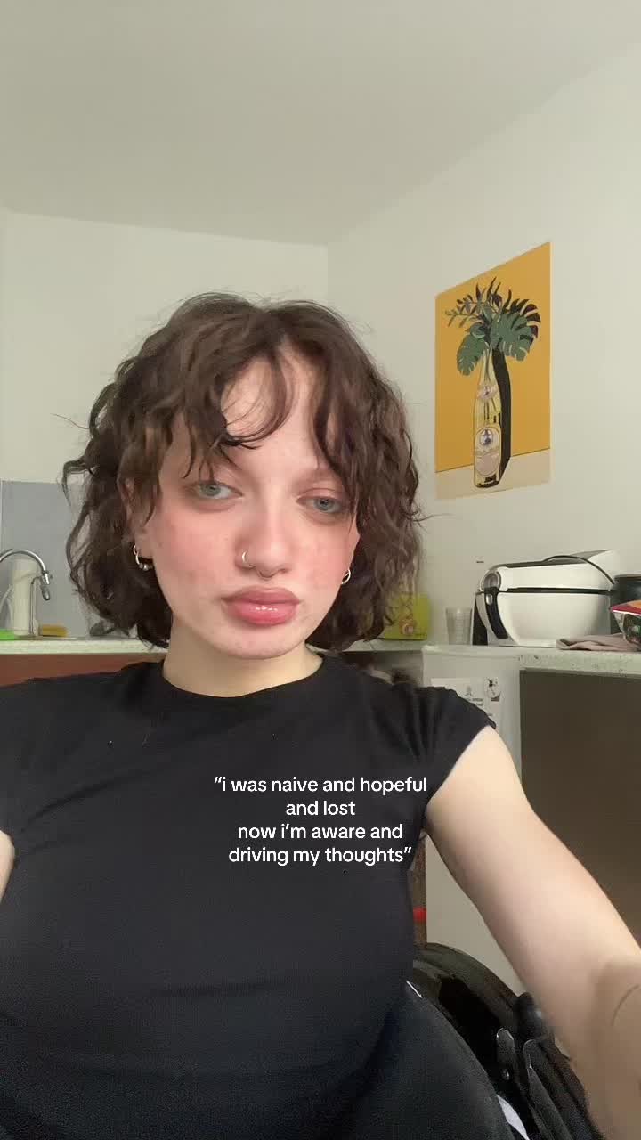 @laura