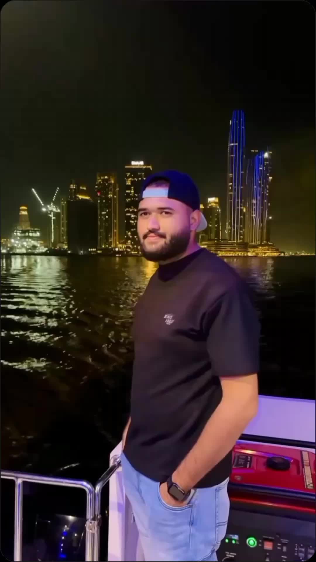 @Ummer 🇦🇪