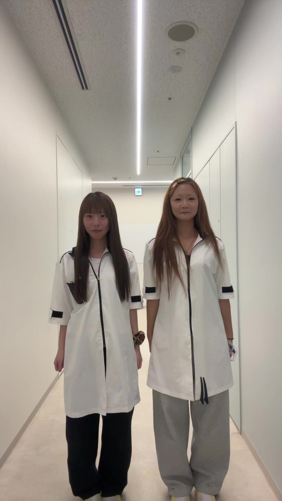 @あおり