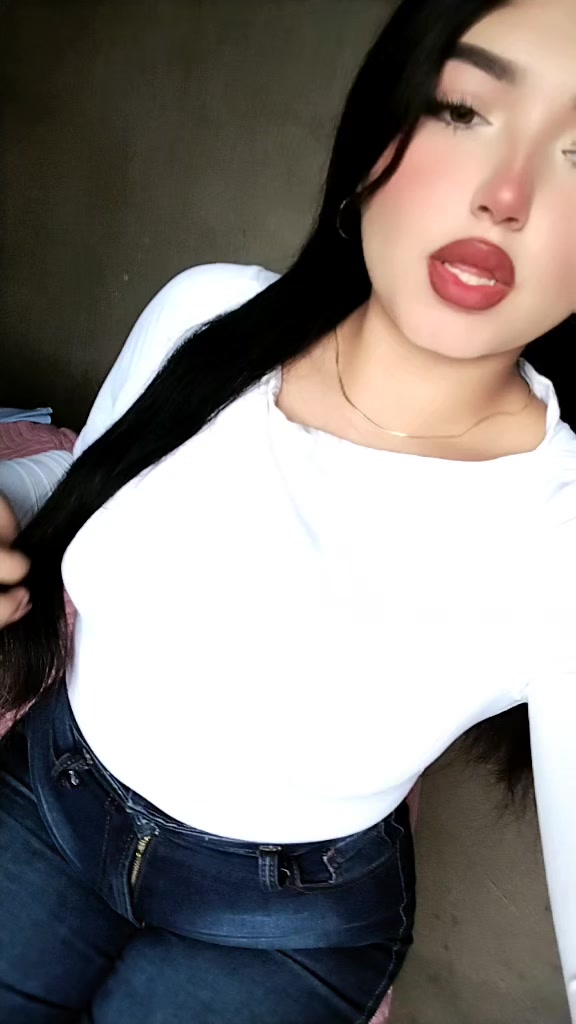 @Naomi Reyes🍒