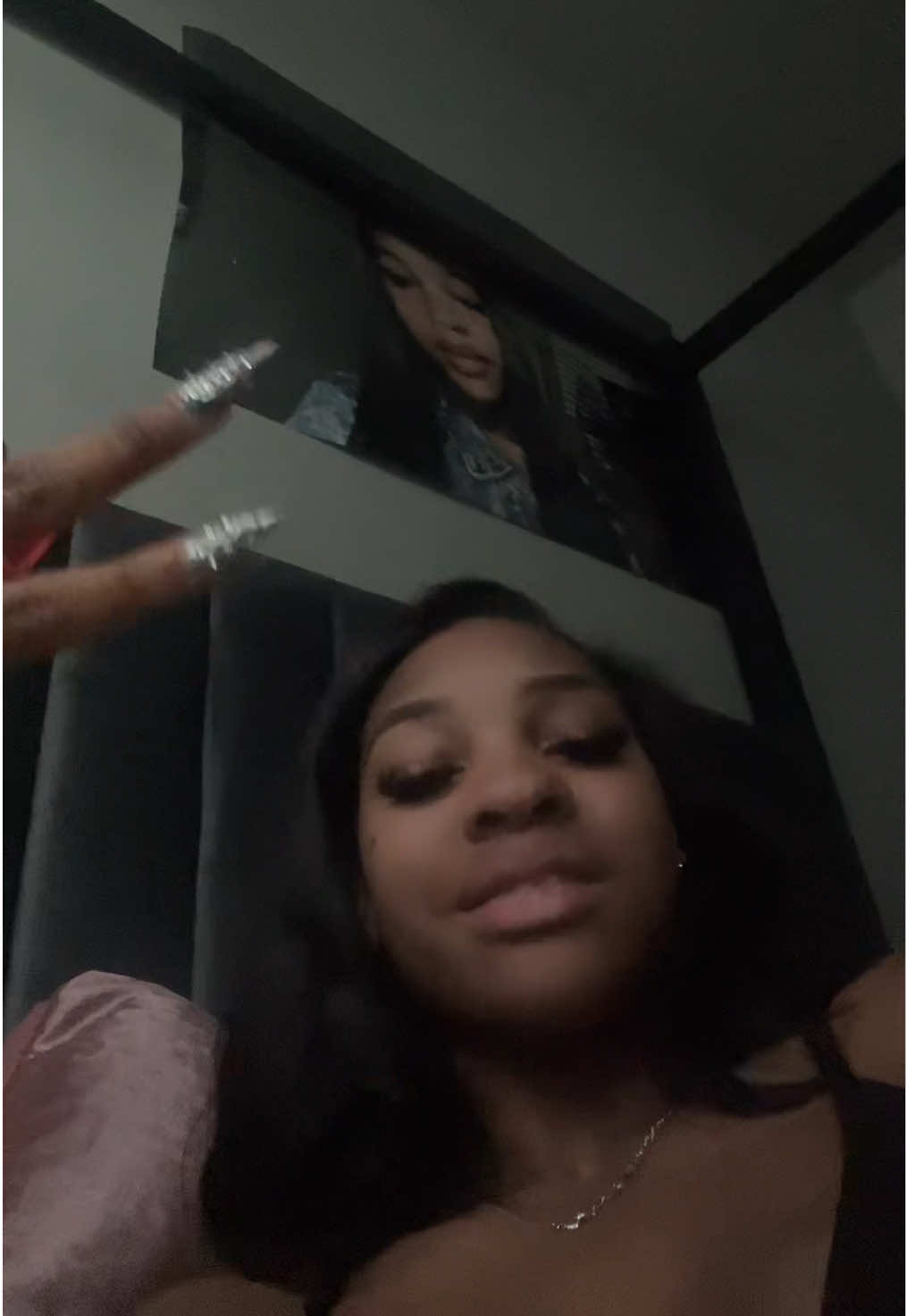 @baddieunhinged