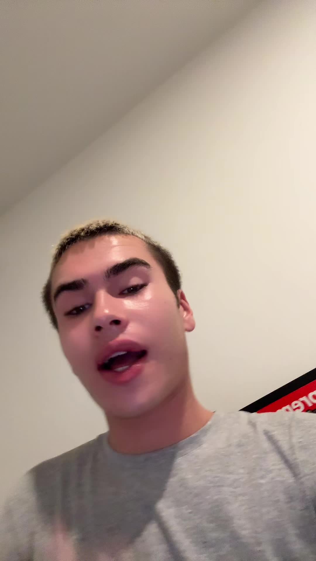 @bg