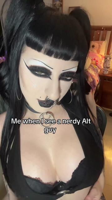 @Duvessa🔪🩸💋