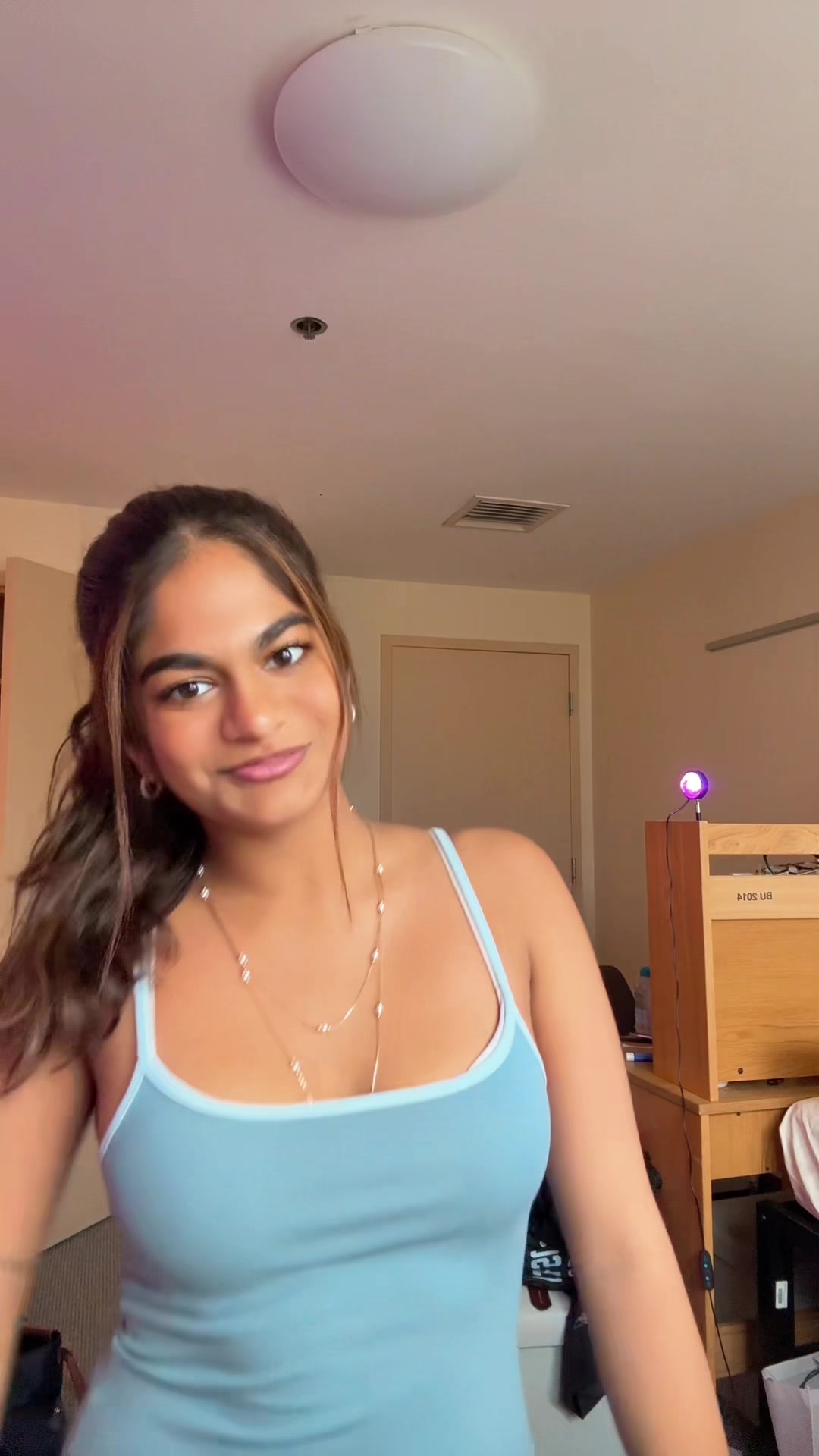 @anasha.st