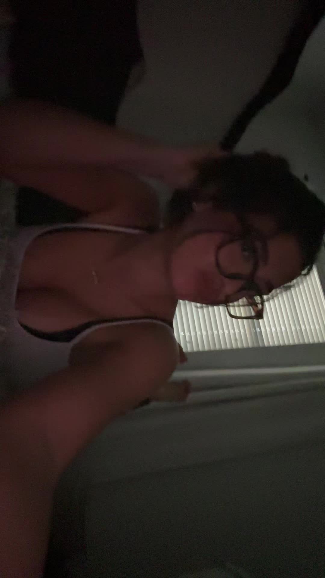 @notsuzigomez