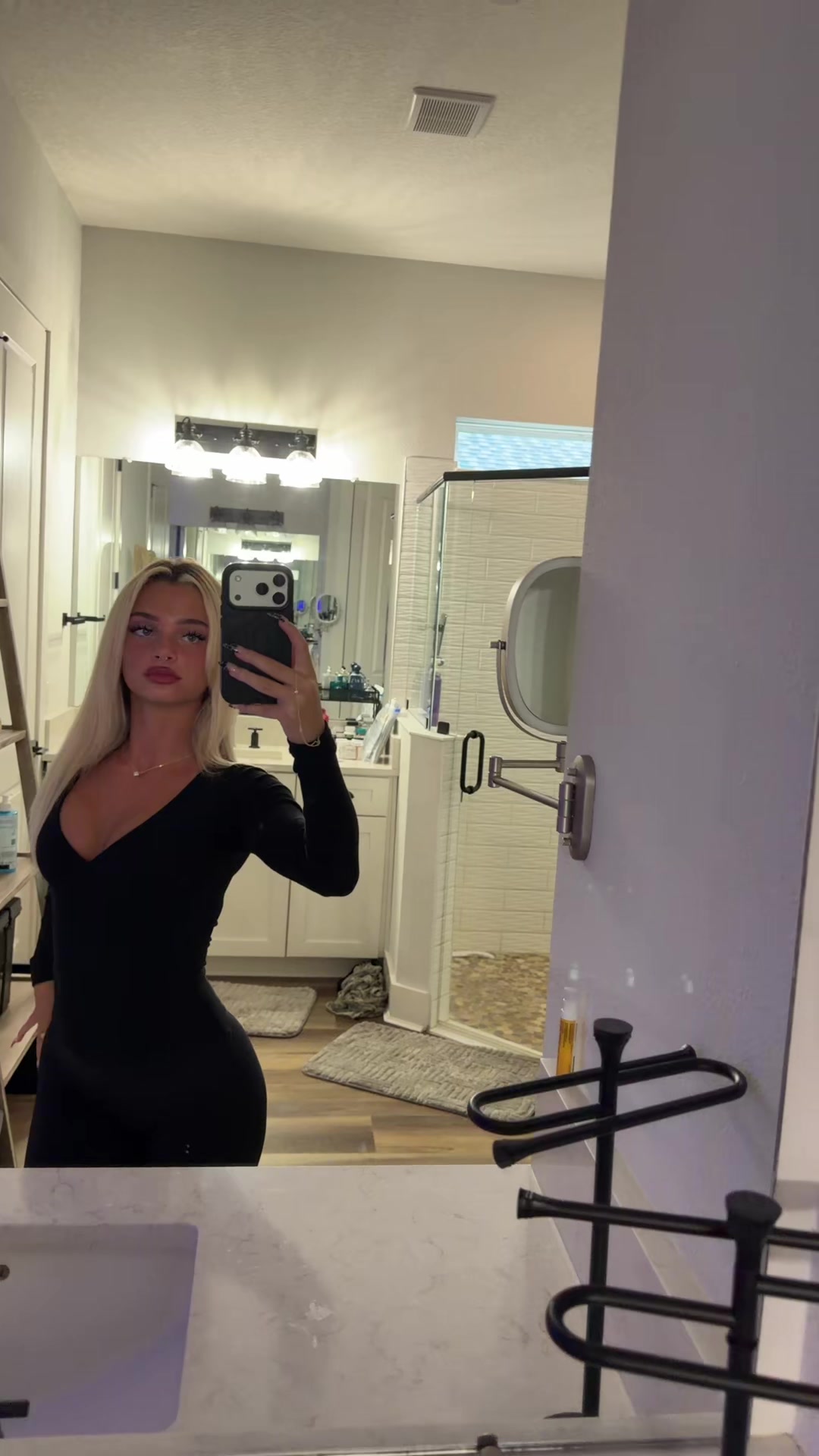 @julessss