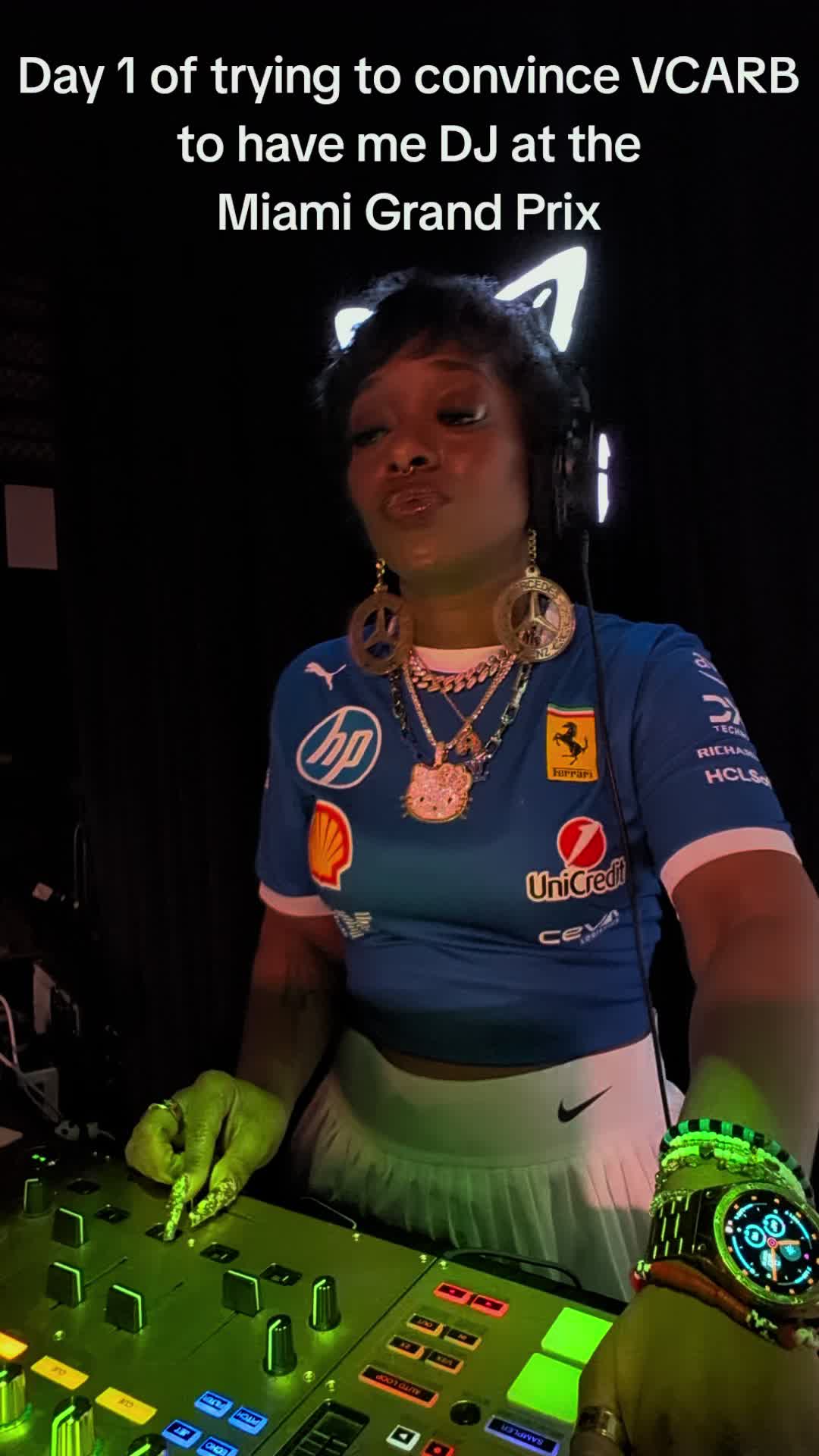 @Ash10 the DeeJay