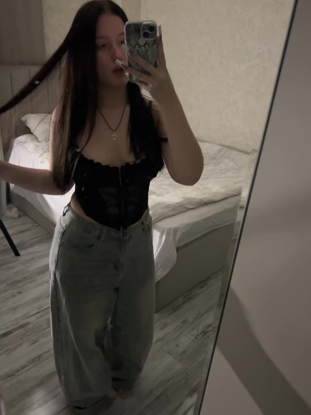 @anutakisa