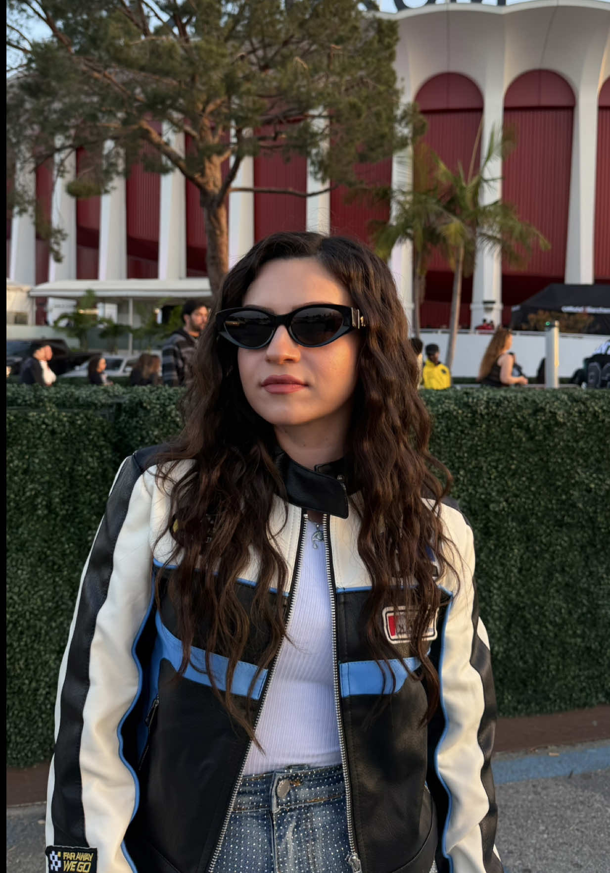 @Niveen نيڤين