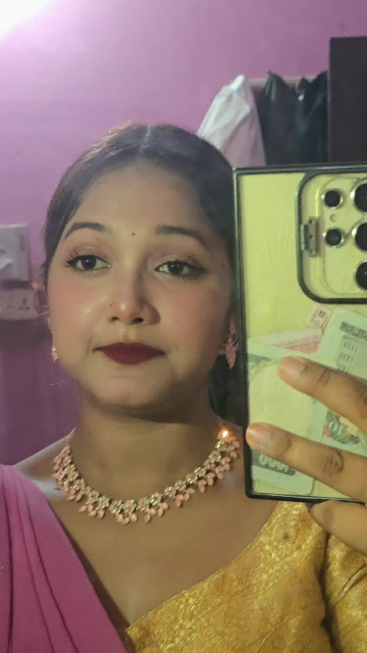 @👑kashish bhagat❣️😍