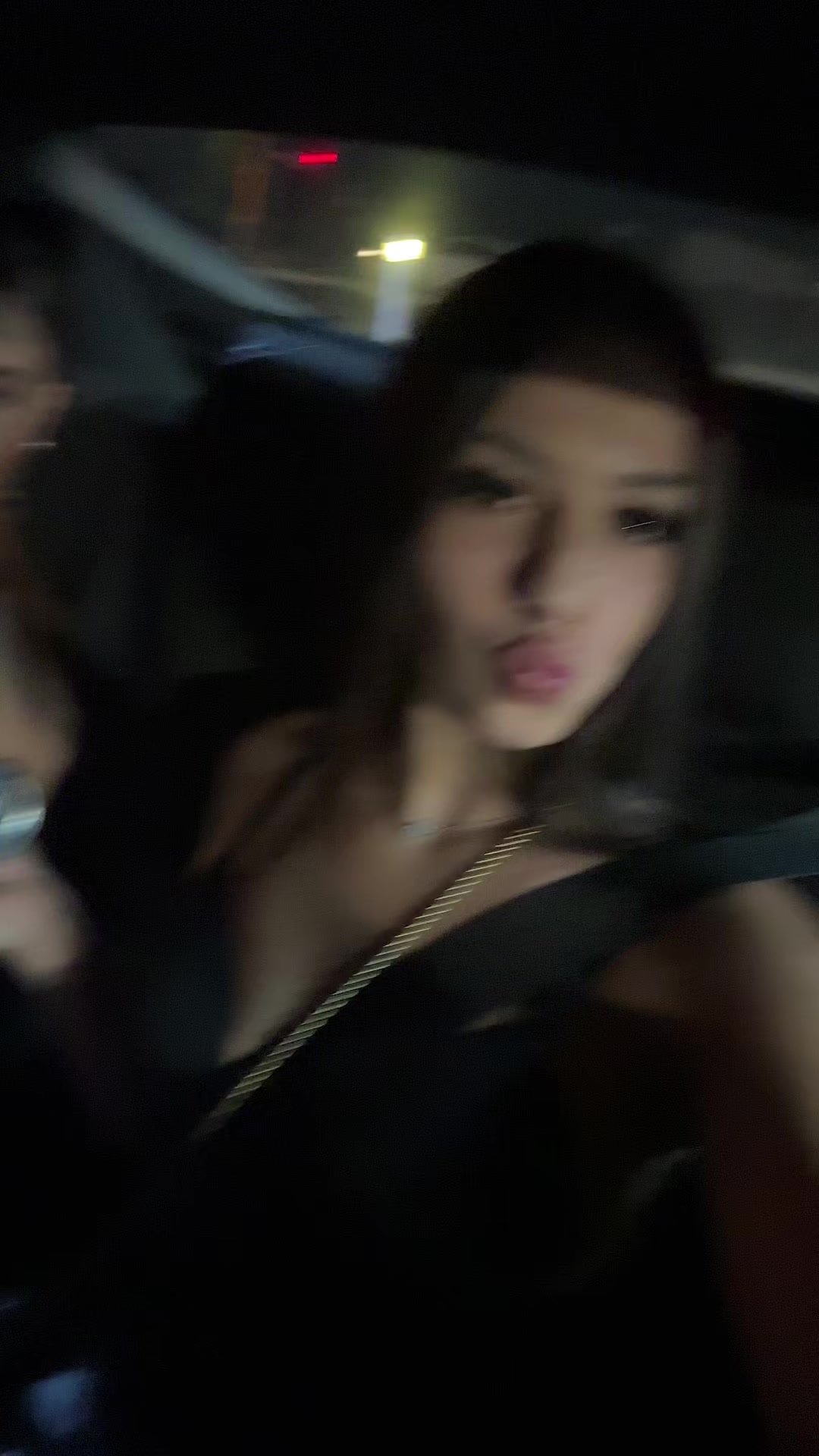 @izzyyoung
