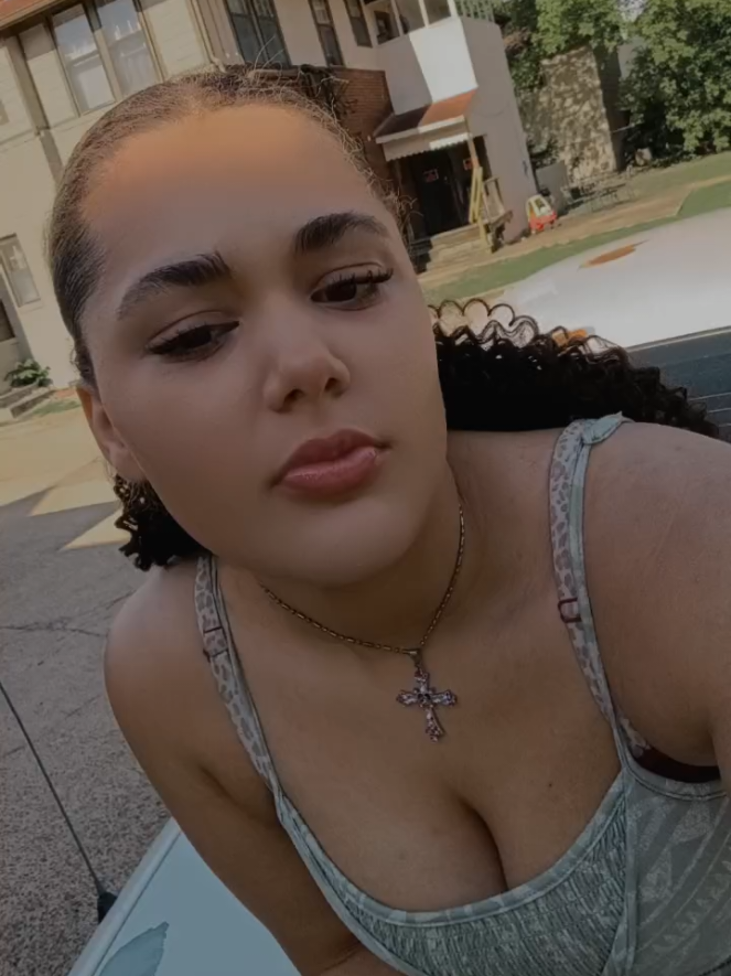 @Leelee