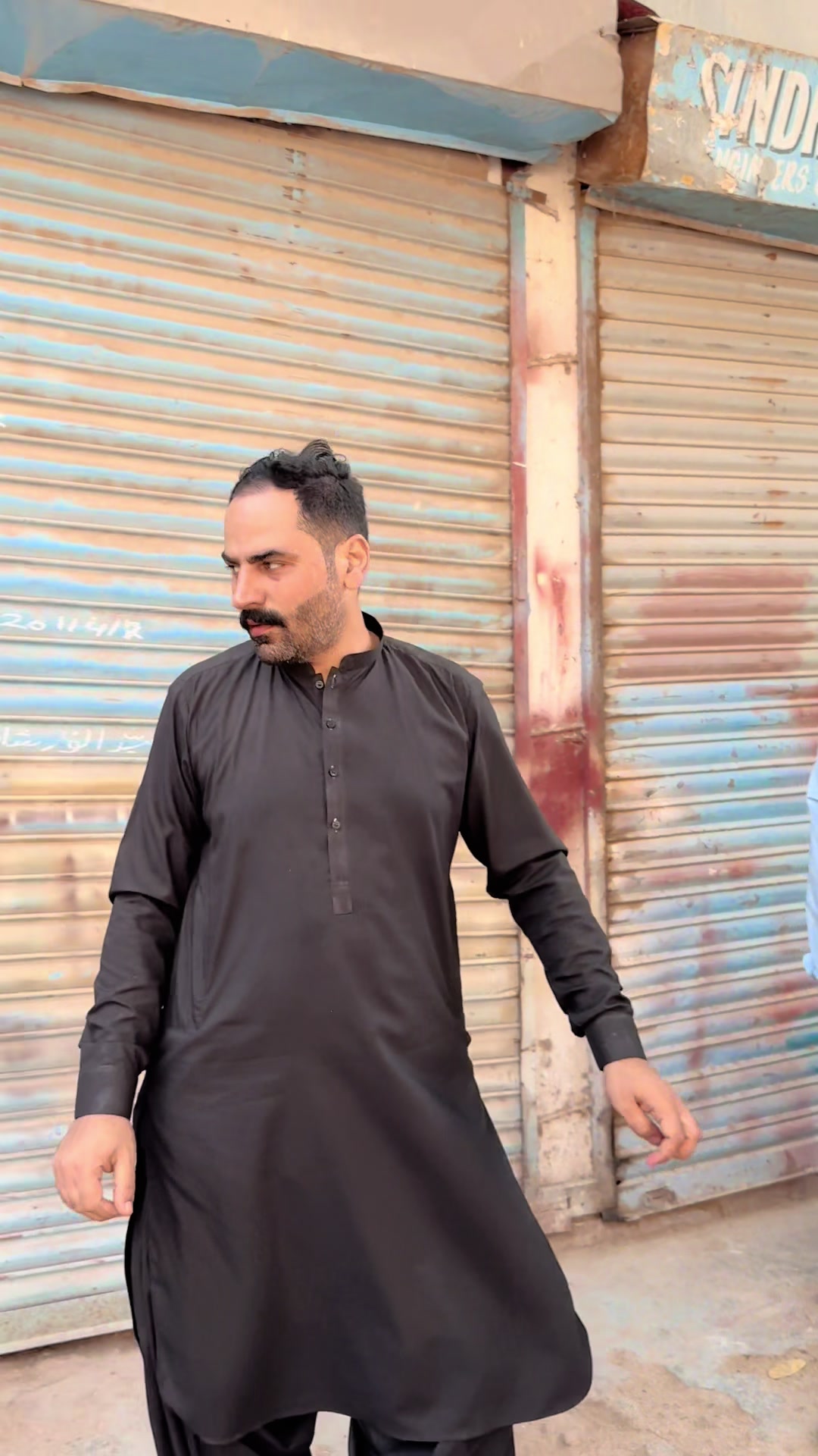 @Waseem Lashari