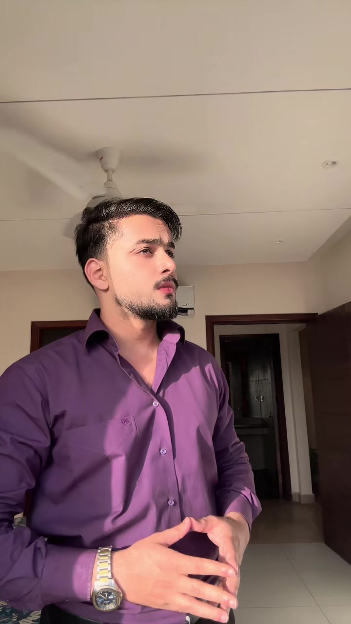 @لاریب خا ن🥀