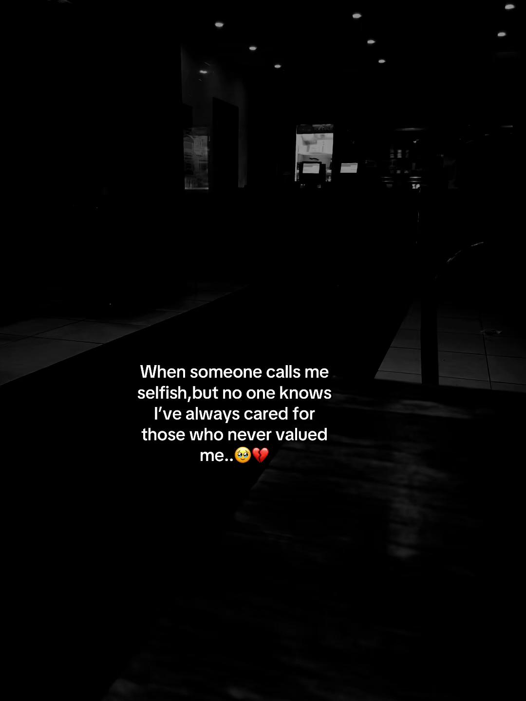 @BROKEN SOUL💔🥀.