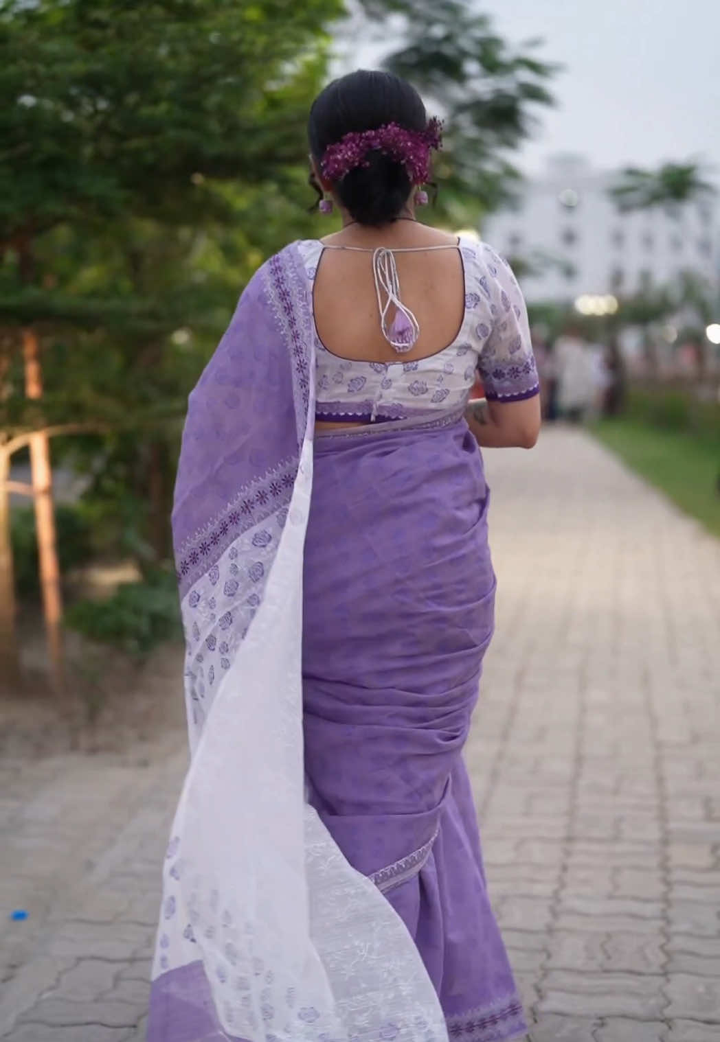@ishrat_zaheen