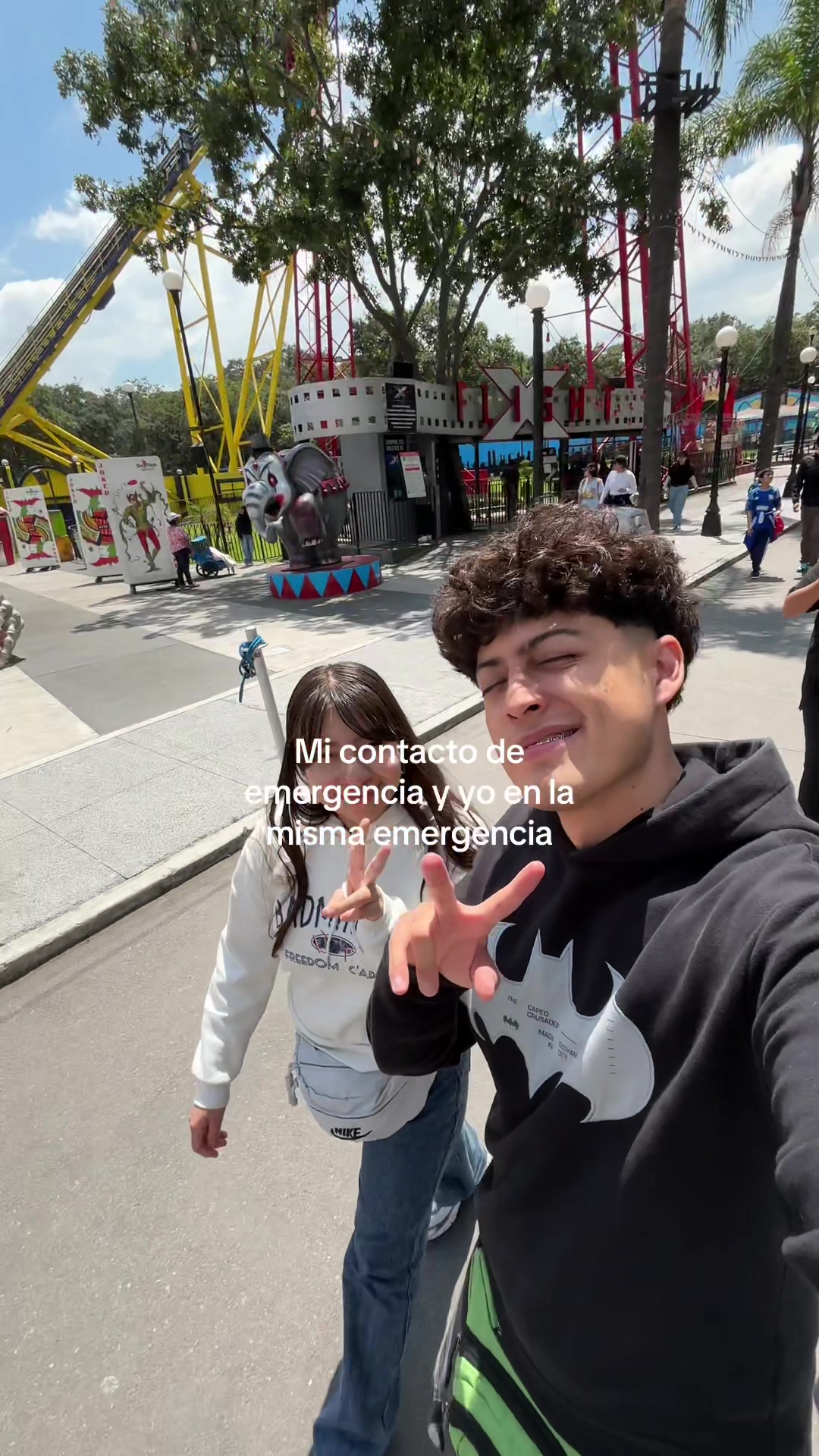 @chinos_flow_