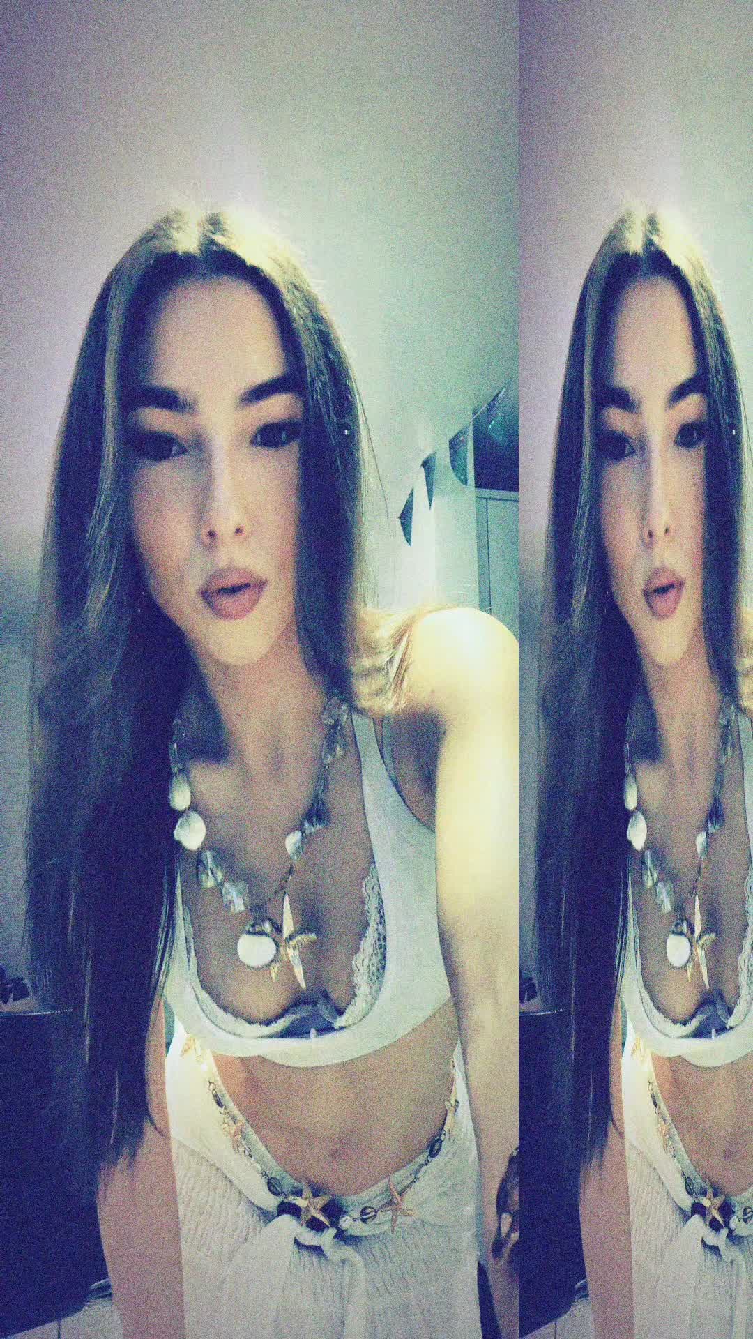 @Iris