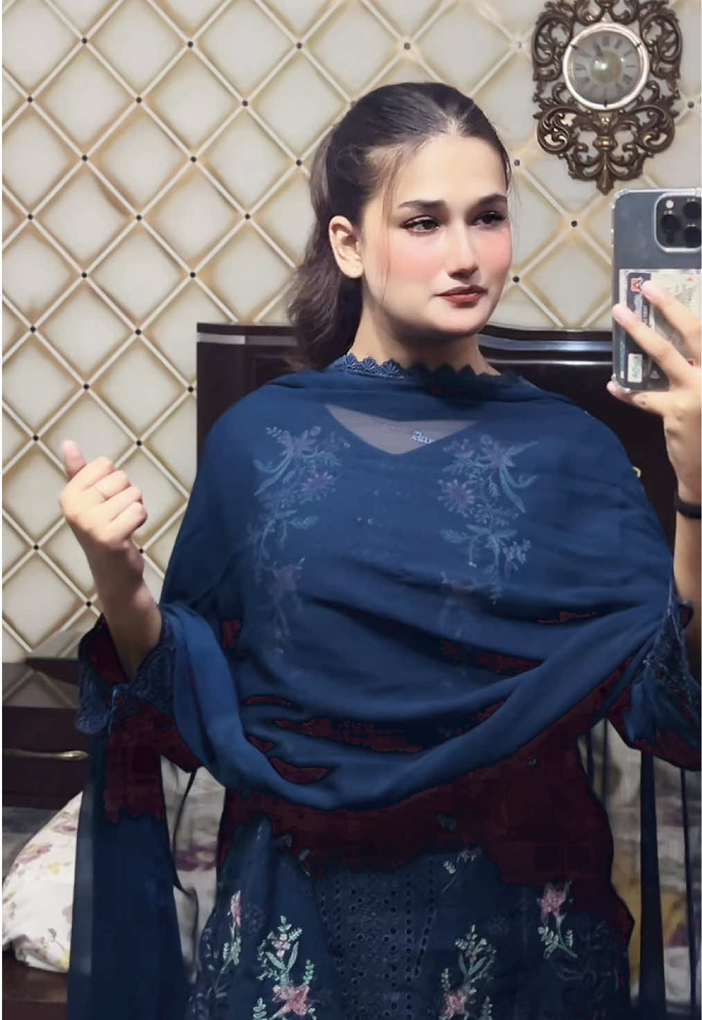 @عریشہ مرزا
