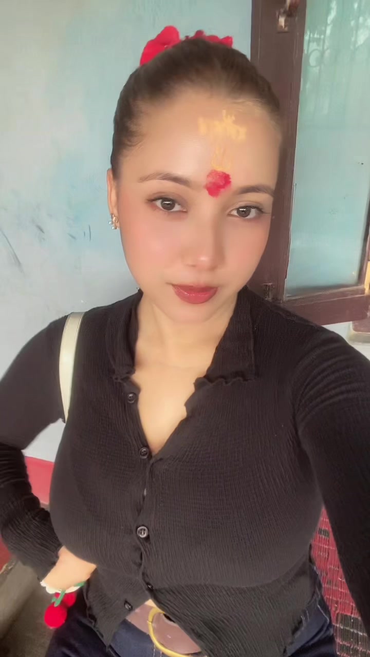 @Who_is_aeshika