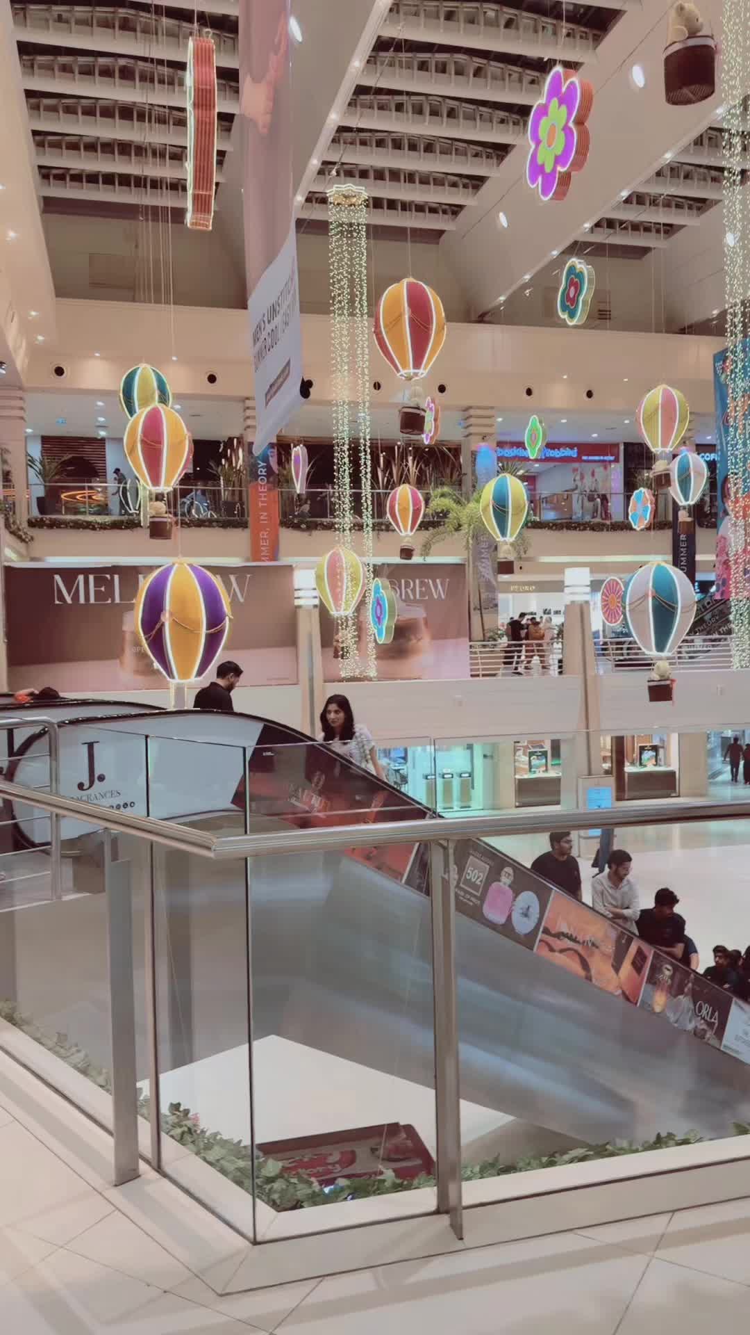 @MarYam🇵🇰