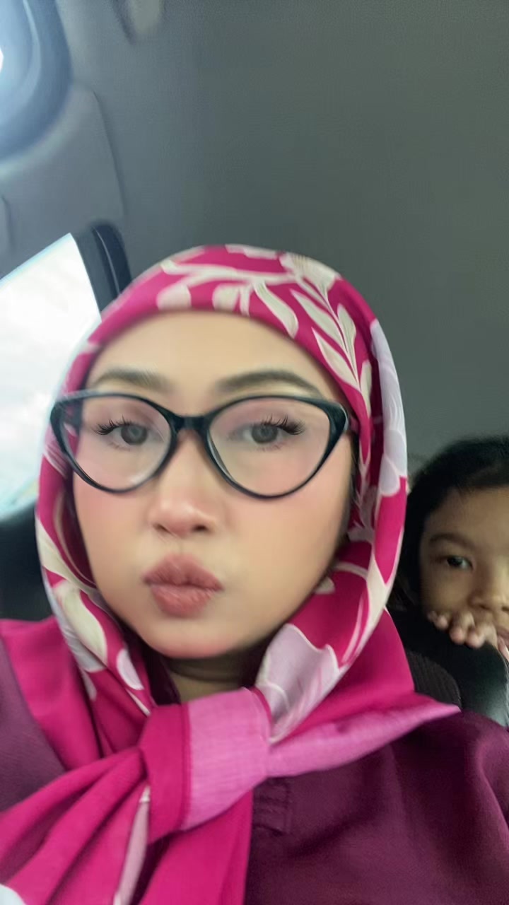 @bukanFatin