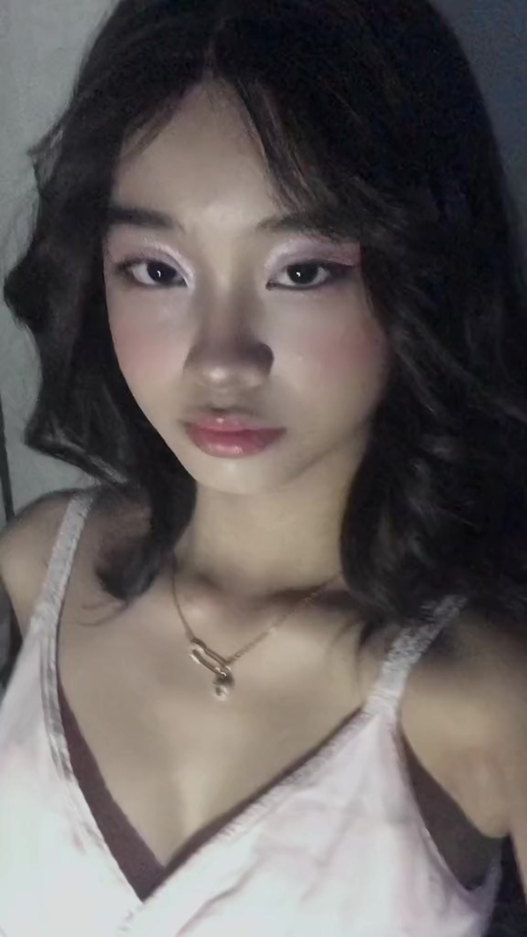 @hya