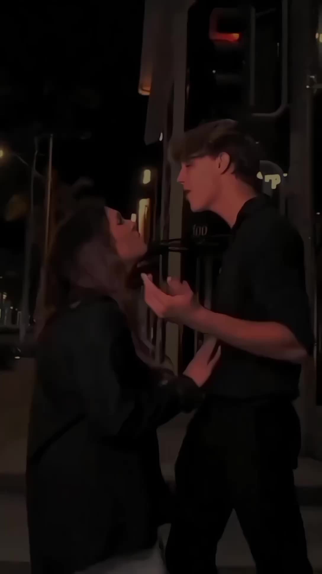 @𝒁𝒖𝒏𝒊