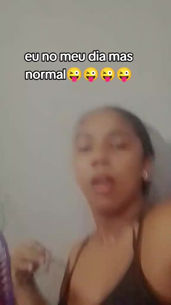@scarlett_Estefane