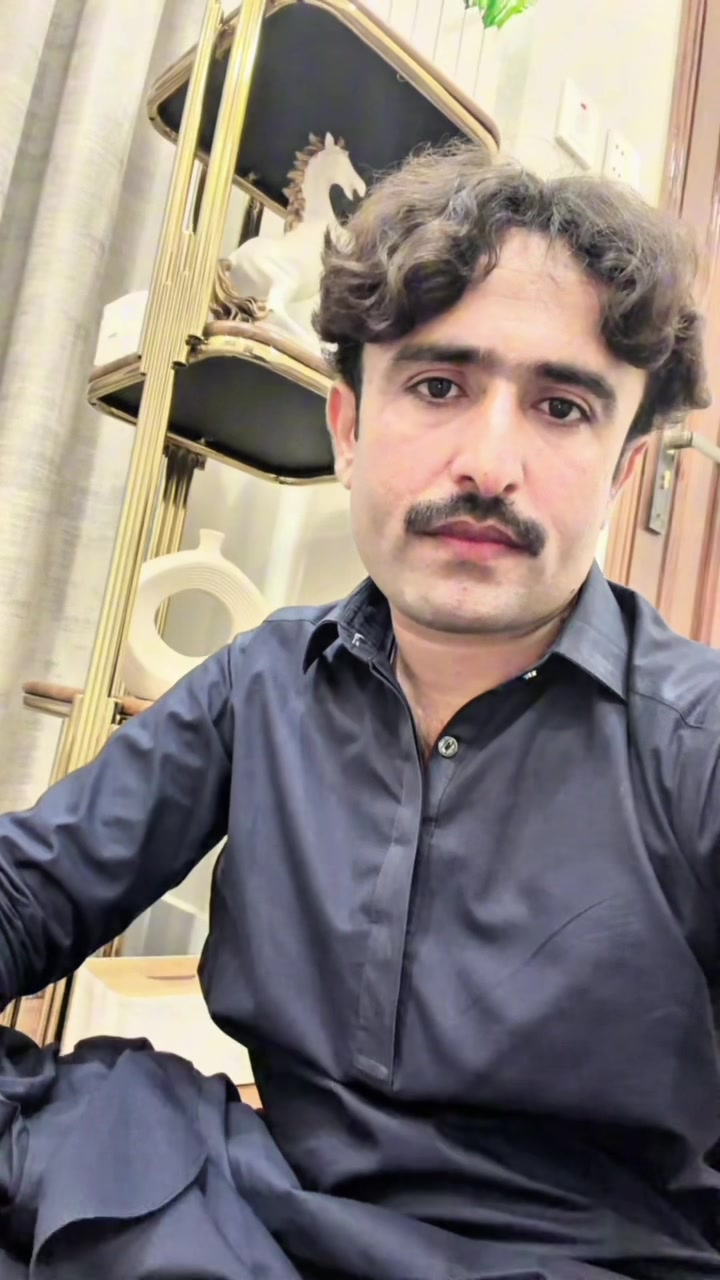 @Singer Tahir Farooq