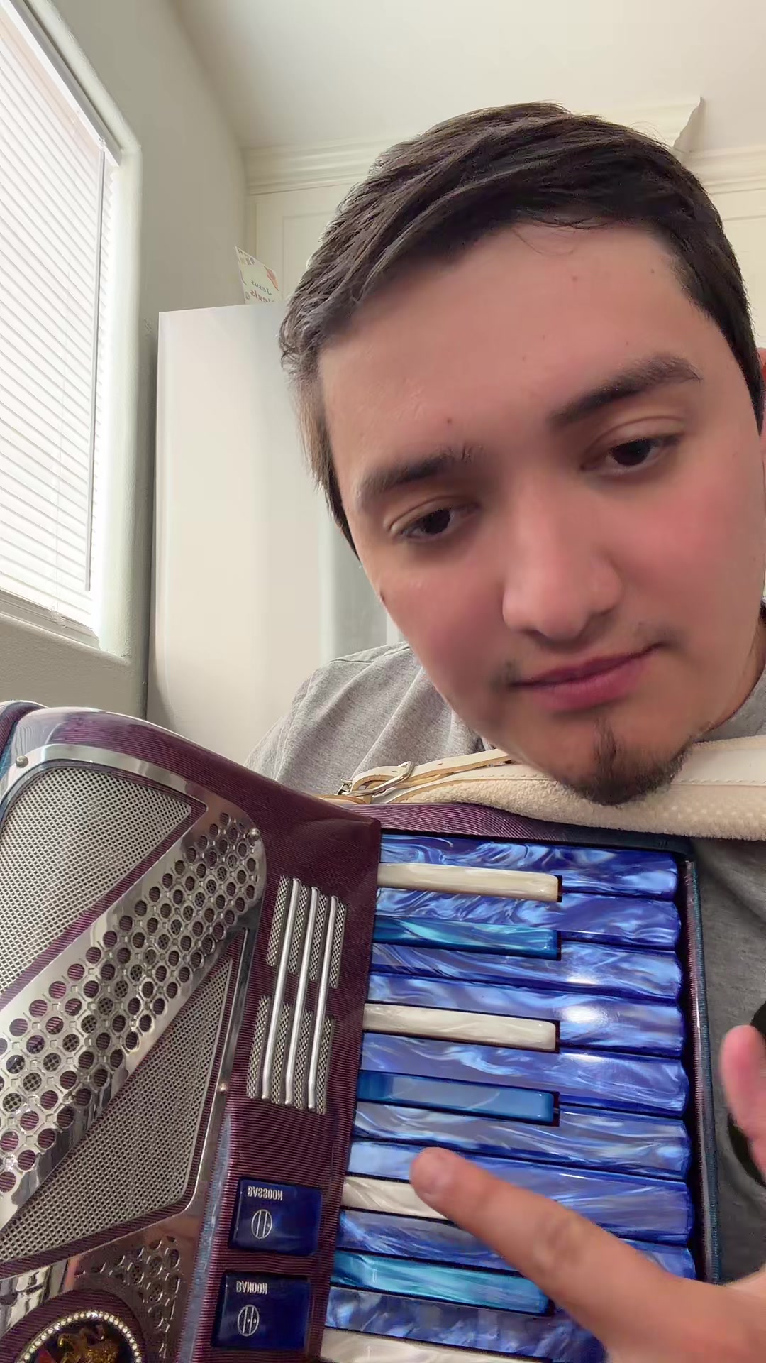 @Alexismorro🤠🎸🪗