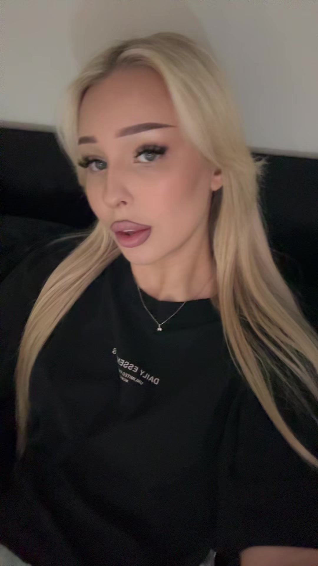 @starkovaaa